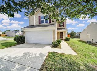 4122 Dover Downs Dr, Charlotte, NC 28216
