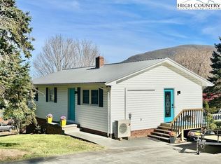 411 Poplar Avenue, West Jefferson, NC 28694