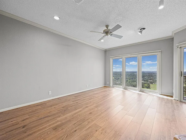114 Paragon Ct — Photo 14