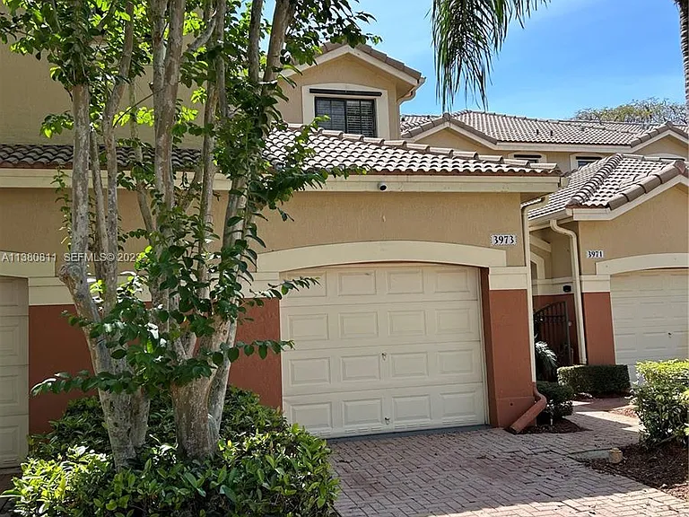 3973 Orange Tree Ln — Photo 1