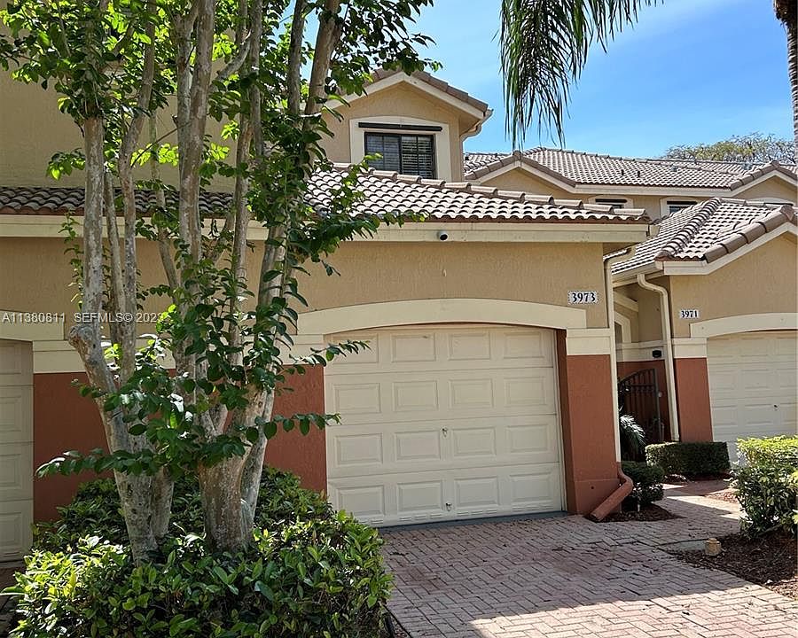 1st image of 3973 Orange Tree Ln