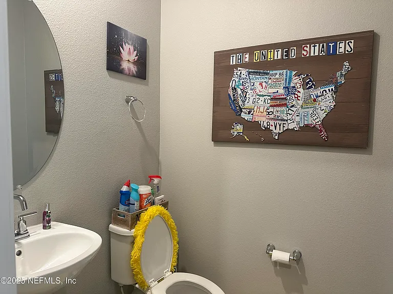 9804 Fiddleback Ln — Photo 3