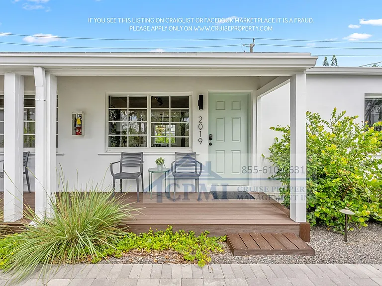2021 Plunkett St Hollywood, FL 33020 — Photo 23