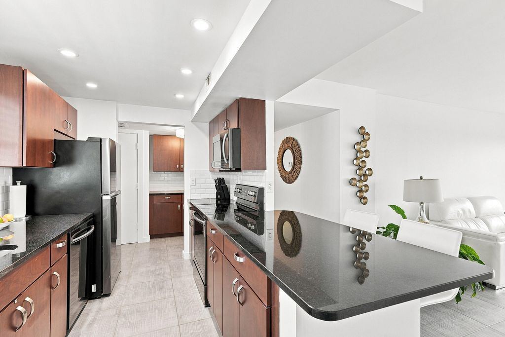 801 S Federal Highway #908, photo 6