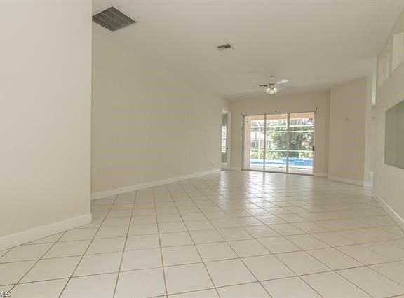2nd image of 6162 Ashwood Ln