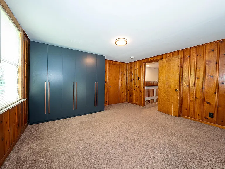 35 Eastwood Rd — Photo 19