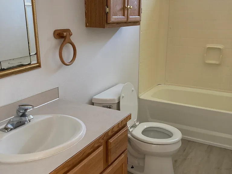 502 Frontier St #7 — Photo 14
