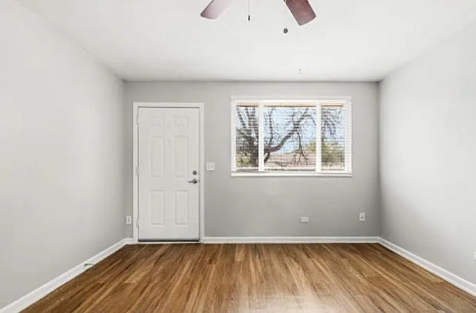 370 Benton St #5 — Photo 7