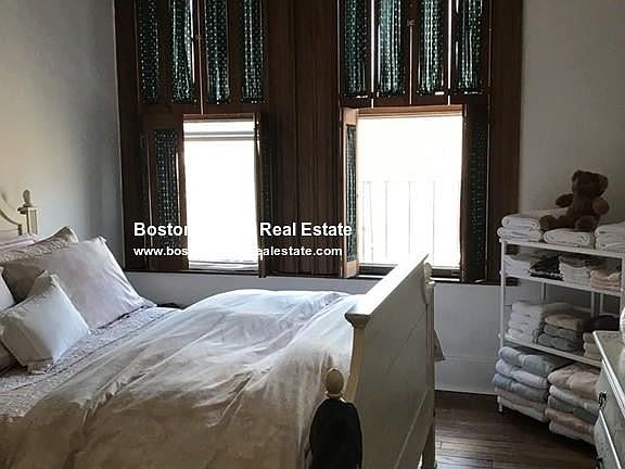 280 Commonwealth #307 Boston - Back Bay Unit Photo 6