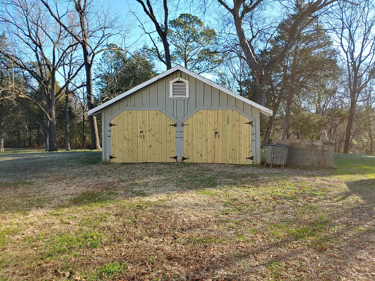 Building Photo - 495 Macedonia Rd