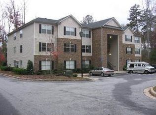 3233 Fairington Dr, Lithonia, GA