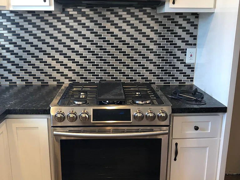 Stove & microwave