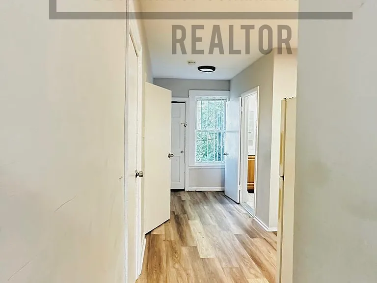 150 20th Ave #200 — Photo 4