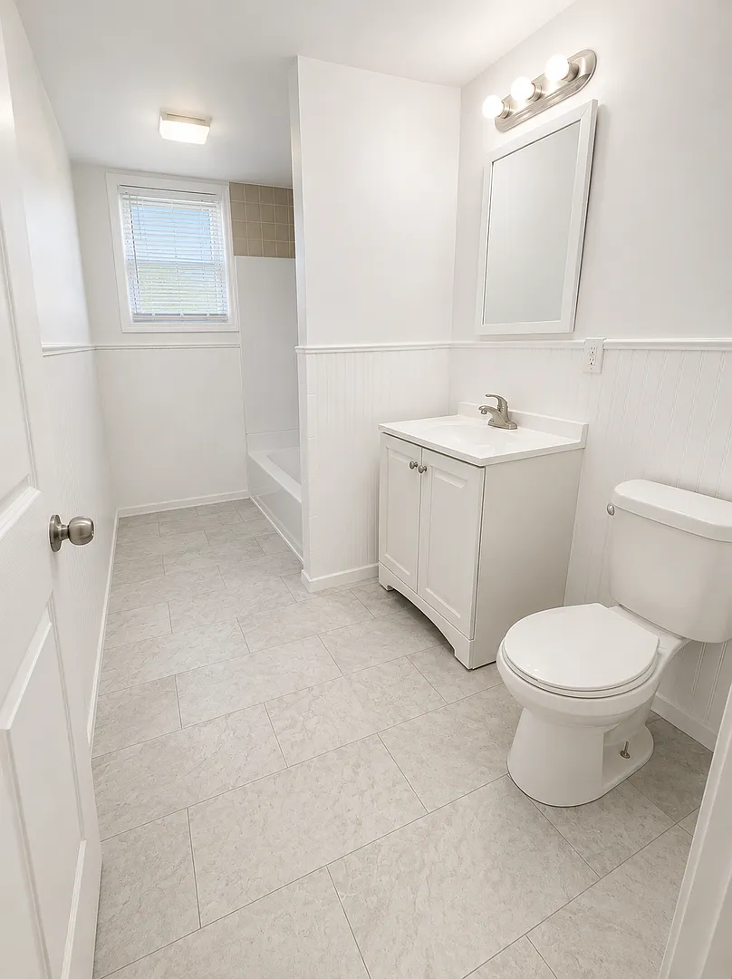 Peabody 2-Bed, 1-Bath — Photo 2