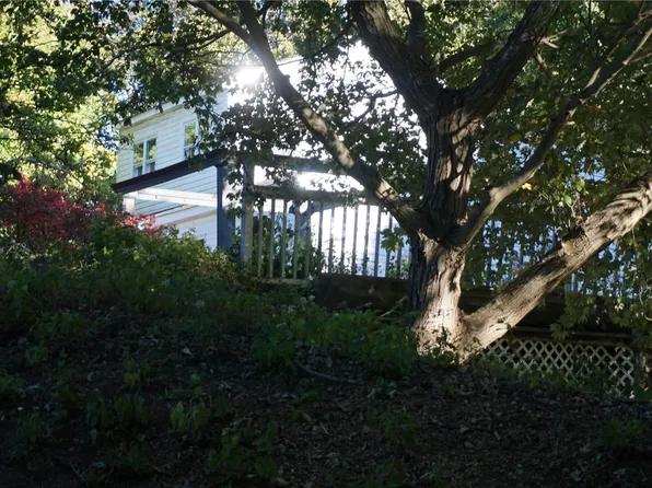 (undisclosed Address), Baiting Hollow, NY 11933