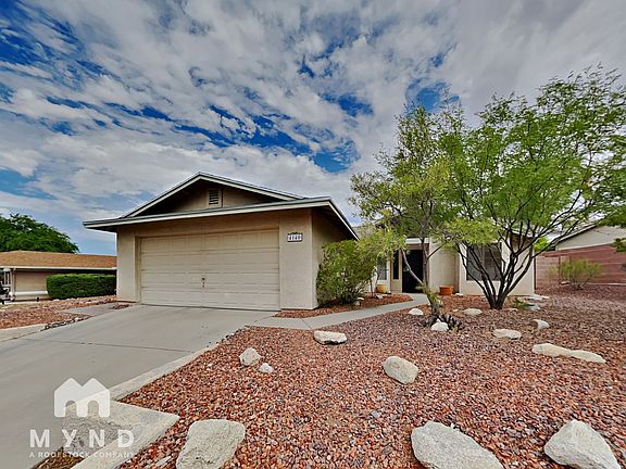 3rd image of 4140 W Melinda Ln