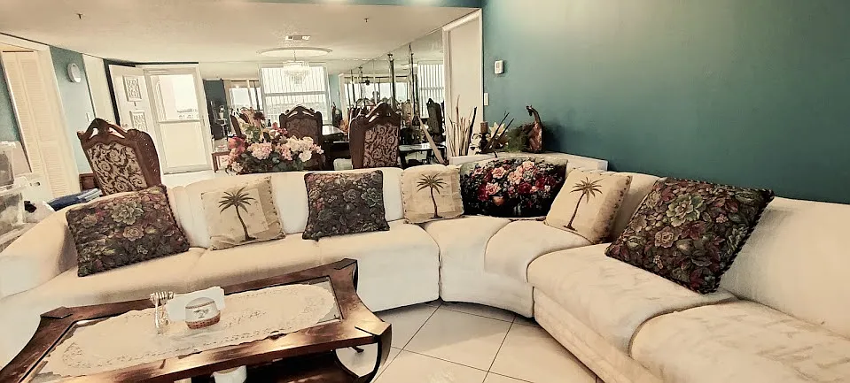 3 bed, 2.5 bath, 1770 sqft, $2,500 — Photo 3