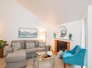 144 Courtyards E, Windsor, CA 95492