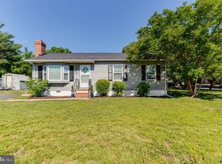 1201 Dewberry Dr, Fredericksburg, VA 22407