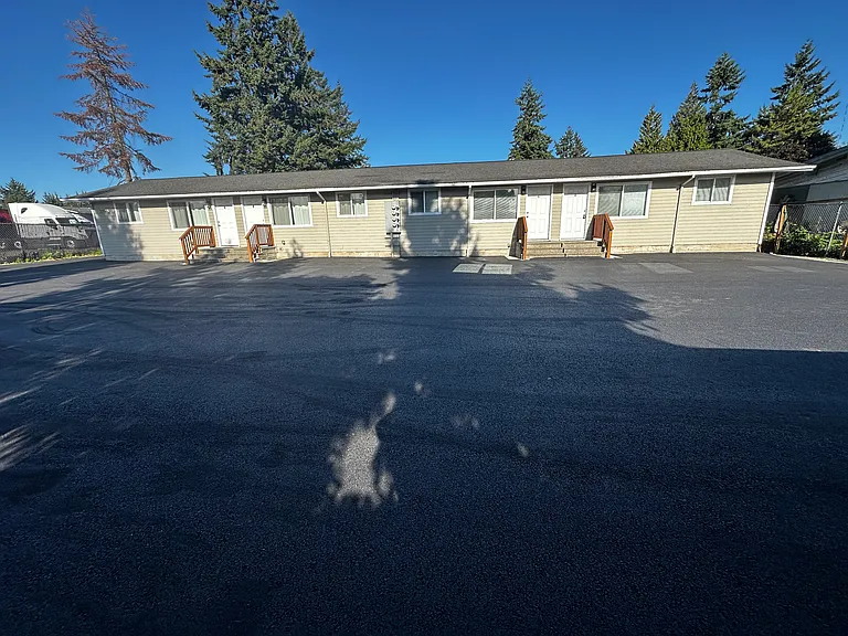 21902 84th Ave S #C — Photo 2
