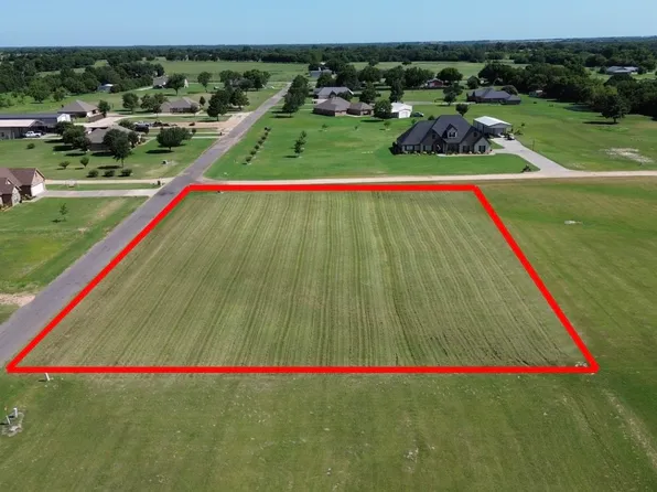 Betty Cir, Cooper, TX 75432