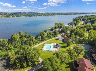 92 Red Chimney ROAD #3, Lake Geneva, WI