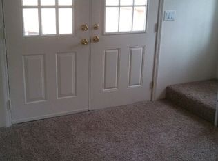2037 Campus Dr APT D, Medford, OR 97504