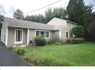 2060 E Main St, Douglassville, PA 19518