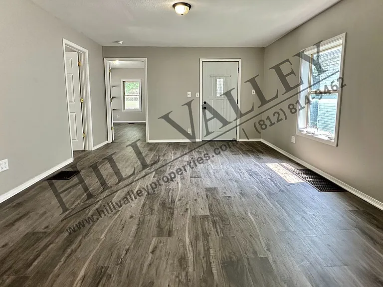 1505 S 10th St — Photo 3