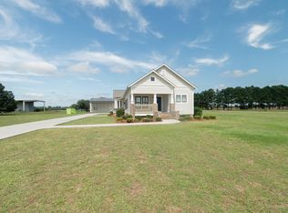 44 Laudie Honeycutt Rd, Clinton, NC 28328