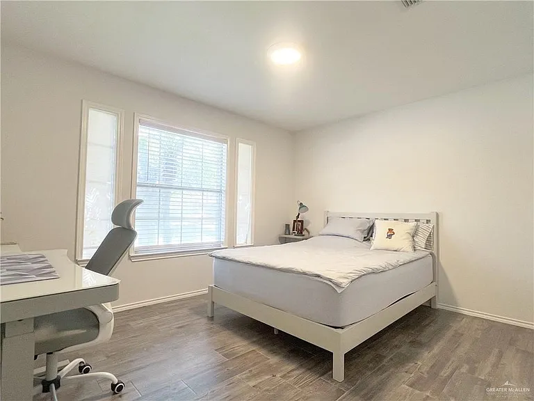 3304 Santa Olivia St — Photo 22