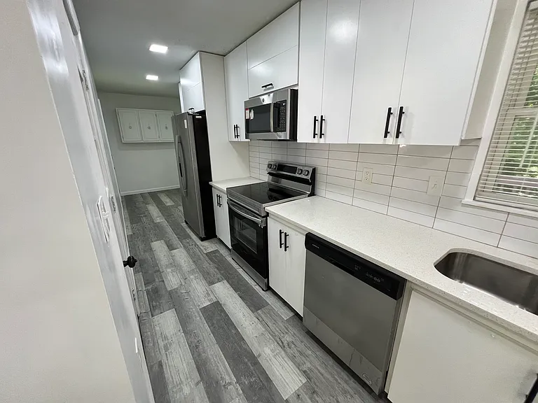 1580 Jacqueline Cir #1 — Photo 8