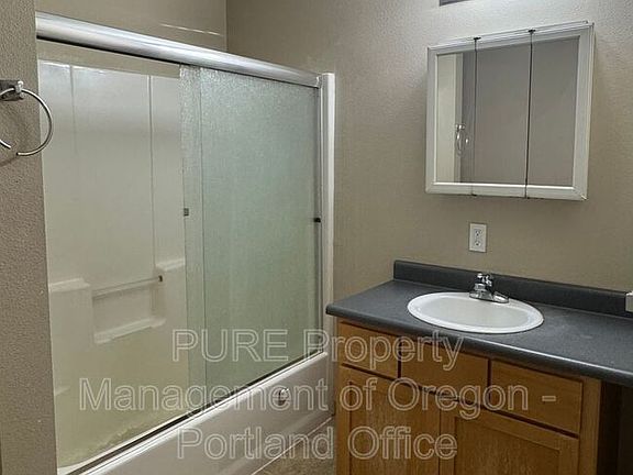 5th image of 5628 N Harvard St