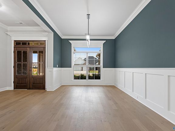 3rd image of 119 Timber Springs Ct