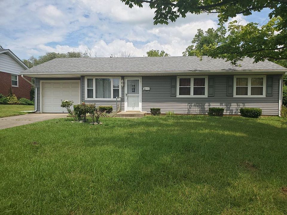 1st image of 387 Cambridge Dr