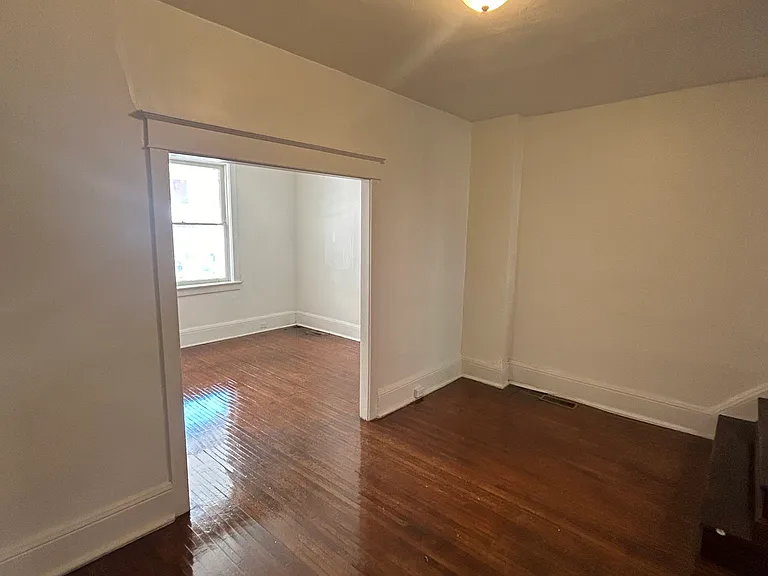 2249 Logan St — Photo 2