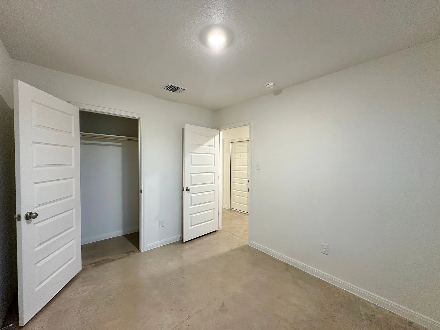 New Construction Duplex! — Photo 3