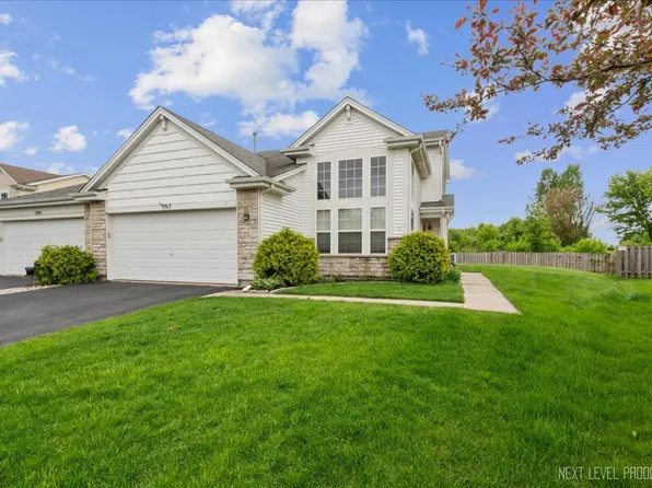1917 Spinnaker St Unit 1917, Hampshire, IL 60140