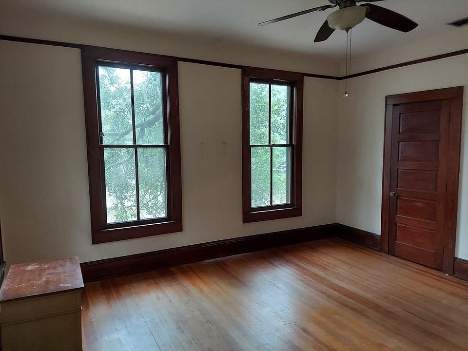 1st image of 418 Cathcart Ave