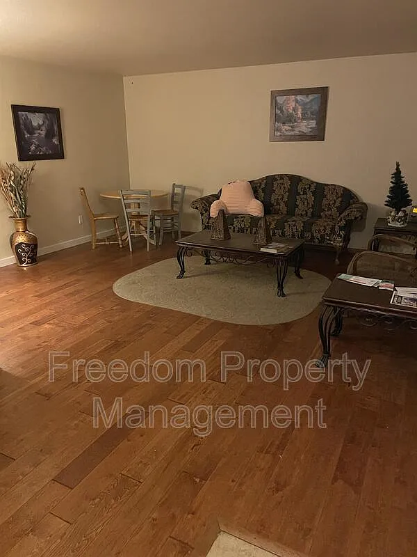 Building Photo - 2357 W Panama St #1