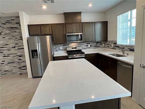 3rd image of 1132 Tektite Ave