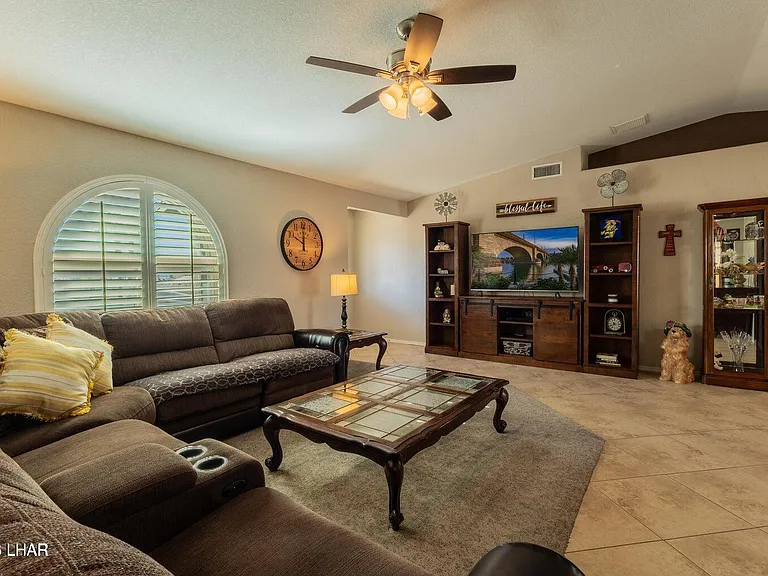3117 Chemehuevi Blvd — Photo 4