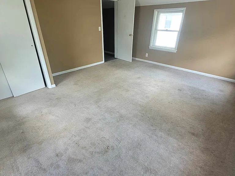 106 Hurd Ave — Photo 13