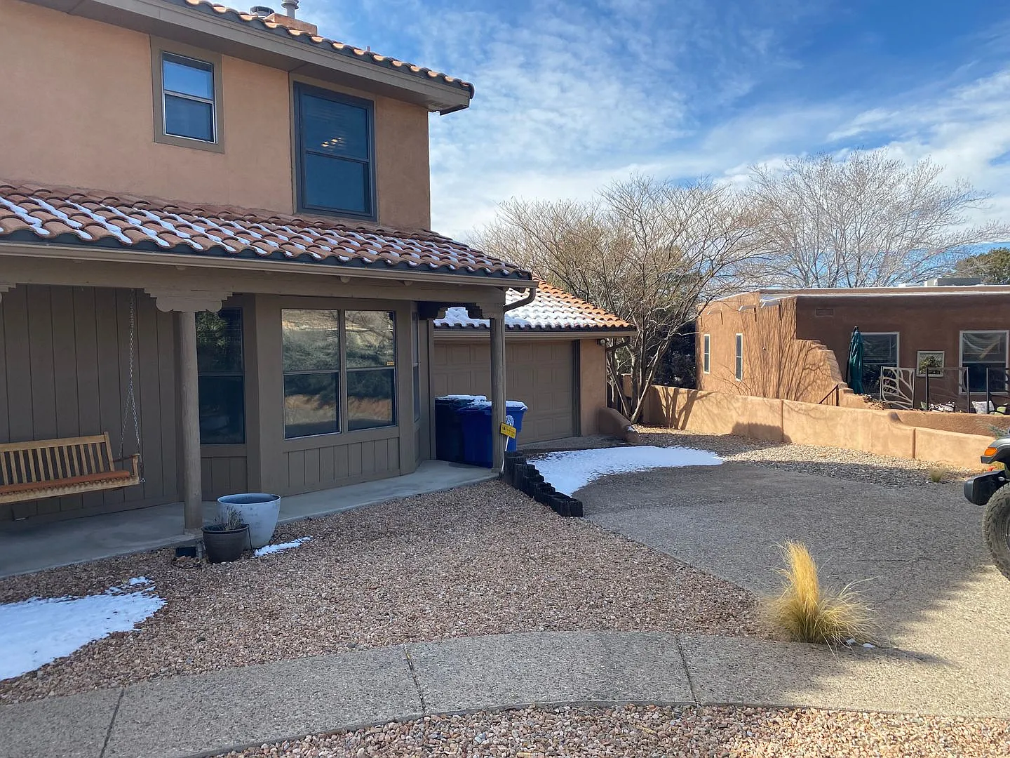 Executive Foothills 4 Bedrooms 2.5/Ba 2/Cg 2/Story — Photo 2