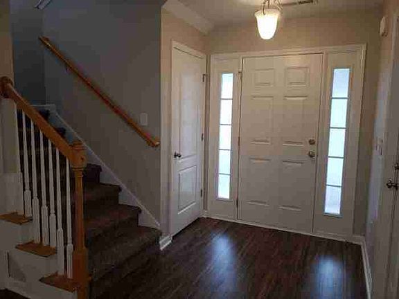 3rd image of 207 Salkahatchie St