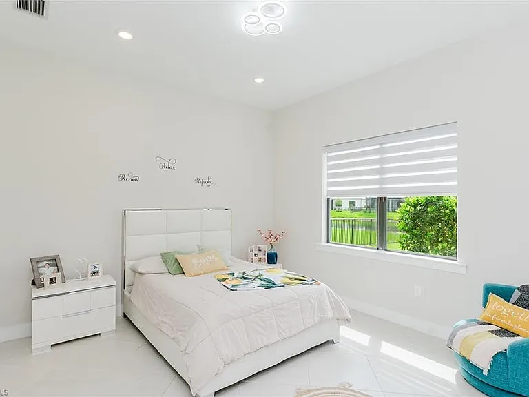 4302 Washington Pl — Photo 16