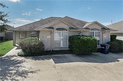 1st image of 2324-26 Antelope Ln #2326