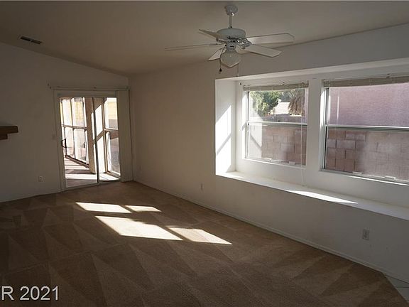 5th image of 904 Prairie Grass Dr