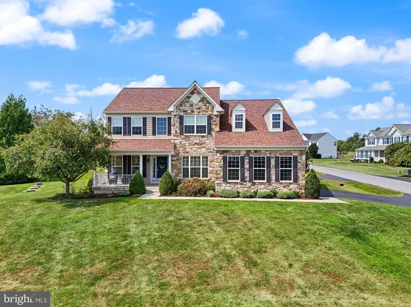 36483 Winding Oak Pl, Purcellville, VA 20132
