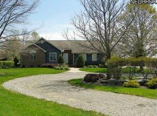 1306 Wilbur Rd, Medina, OH 44256